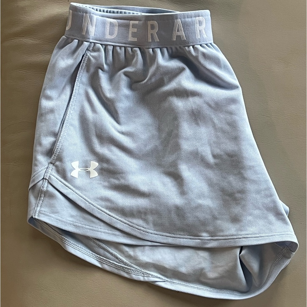 Under Armour Women's Blue Shorts Medium